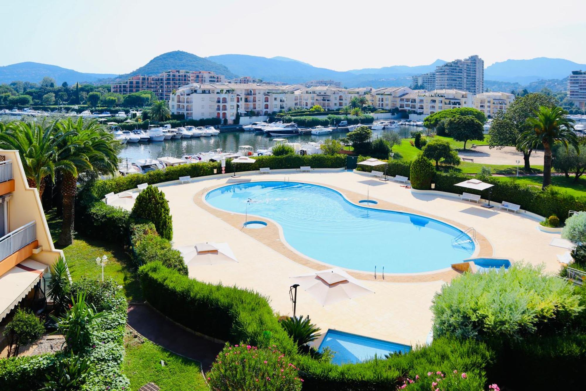 Willa Somptueux 3 Pieces Vue Sur Piscine Mandelieu Zewnętrze zdjęcie