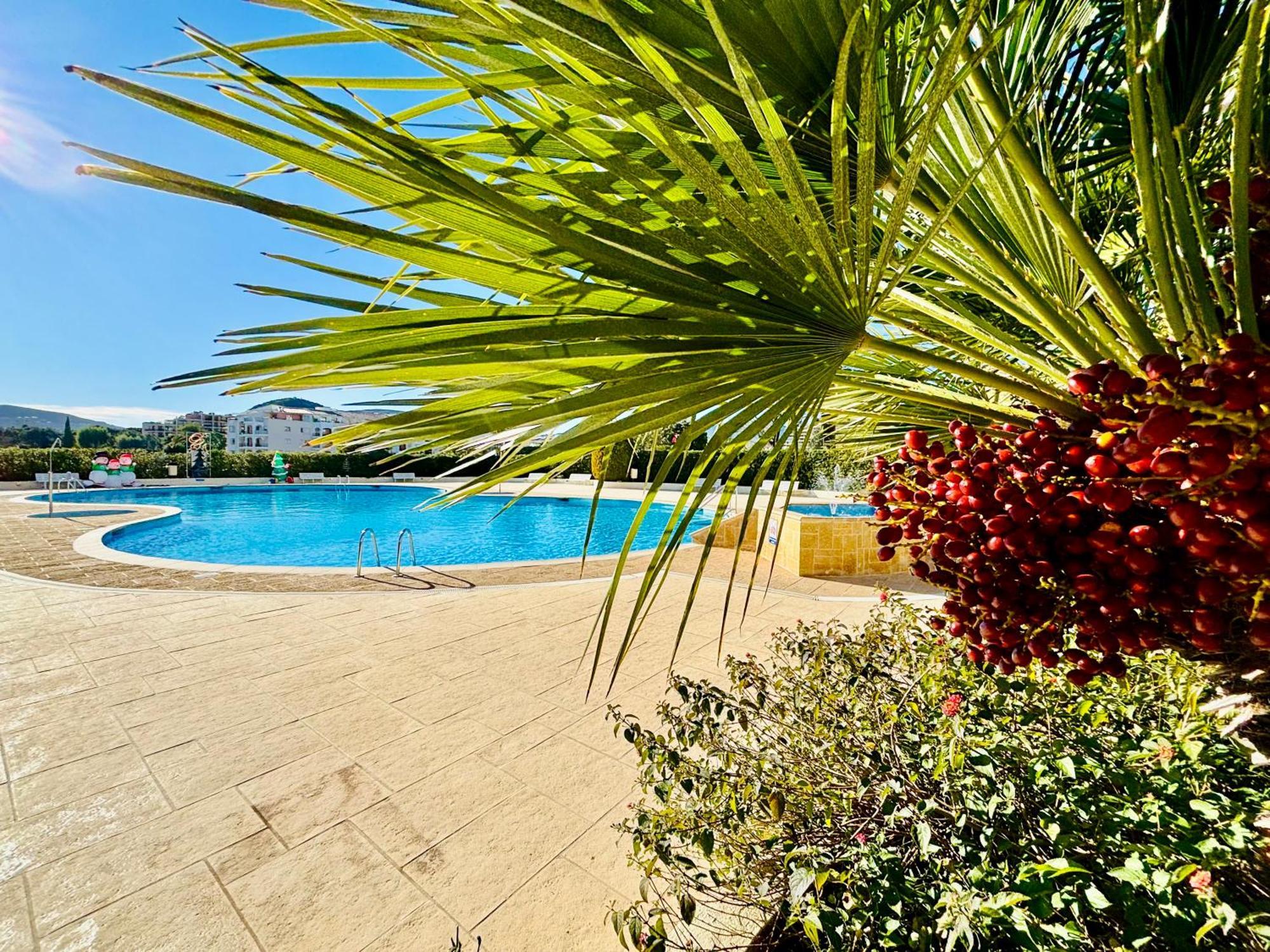 Willa Somptueux 3 Pieces Vue Sur Piscine Mandelieu Zewnętrze zdjęcie